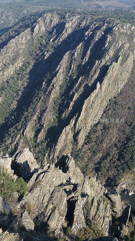 Canones del Sil landscape, Ribeira Sacra，加利西亚，西班牙。